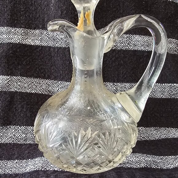 Pair of Vintage Cut Crystal Cruet with Faceted Stopper for Oil or Vinegar - Picture 5 of 9